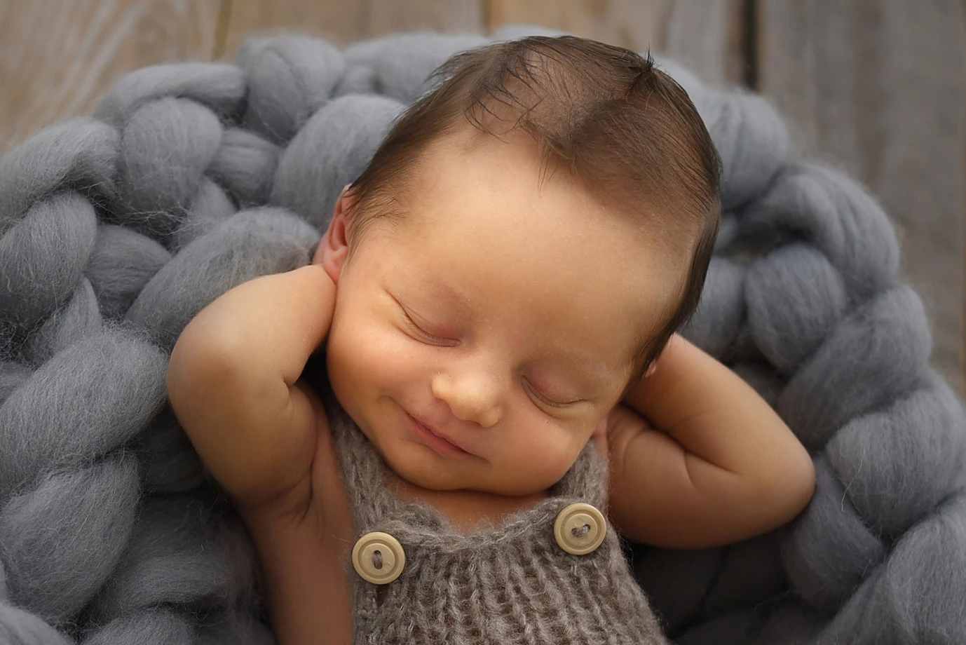 zdjęcia  fotograf agata-mielcarek portfolio zdjecia noworodkow sesje noworodkowe niemowlę