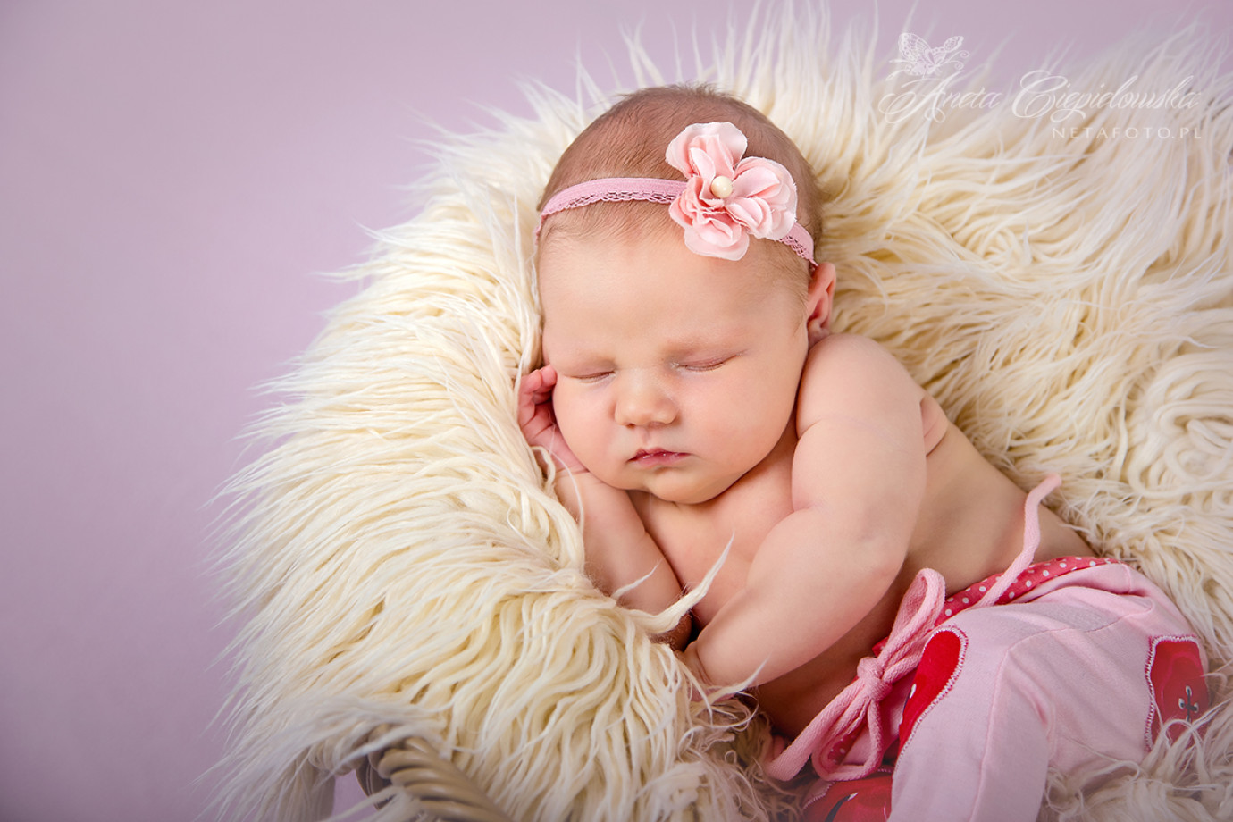 zdjęcia bielsko-biala fotograf aneta-ciepielowska portfolio zdjecia noworodkow sesje noworodkowe niemowlę
