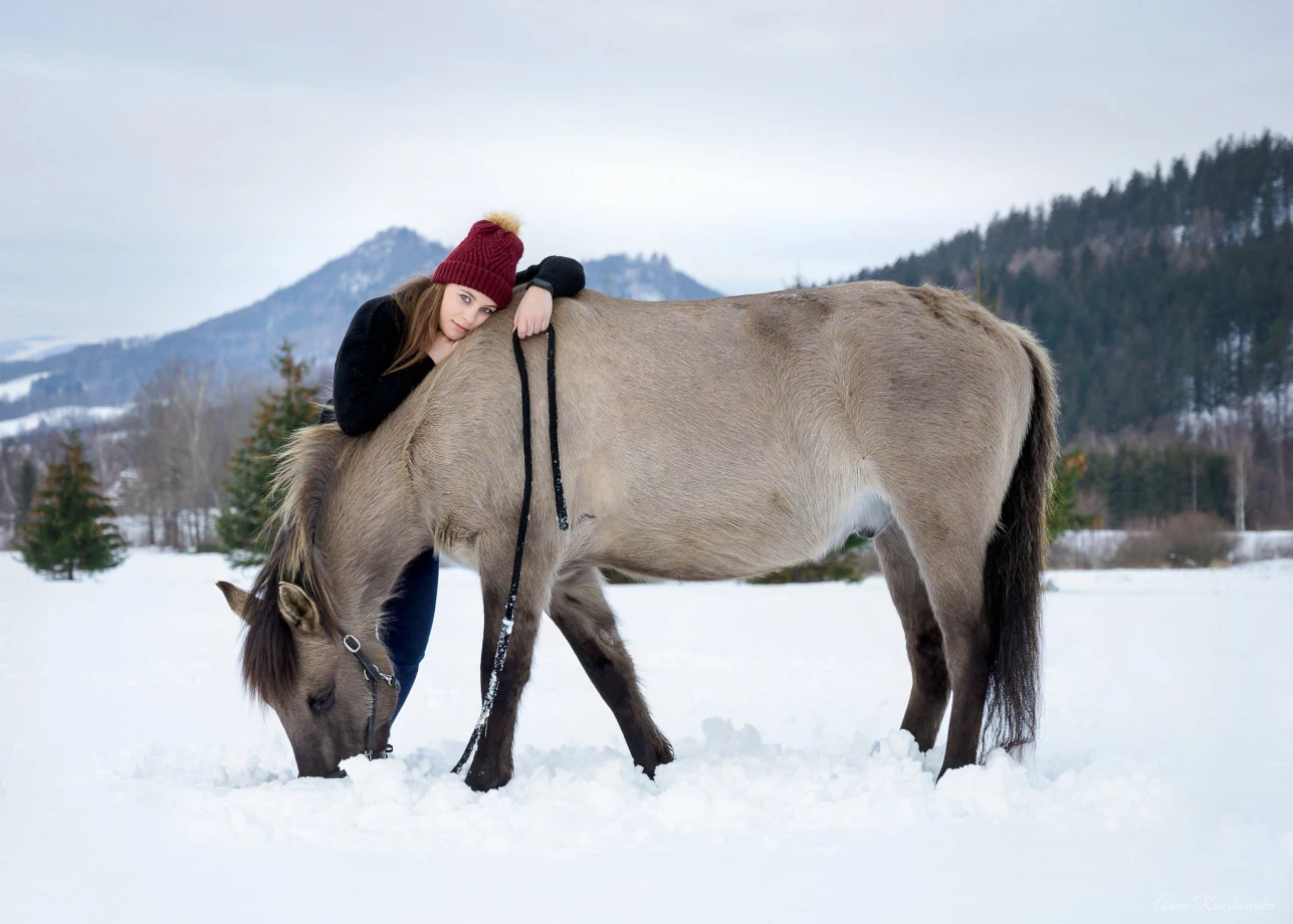 fotograf jelenia-gora anna-ruczkowska portfolio zimowe sesje zdjeciowe zima snieg