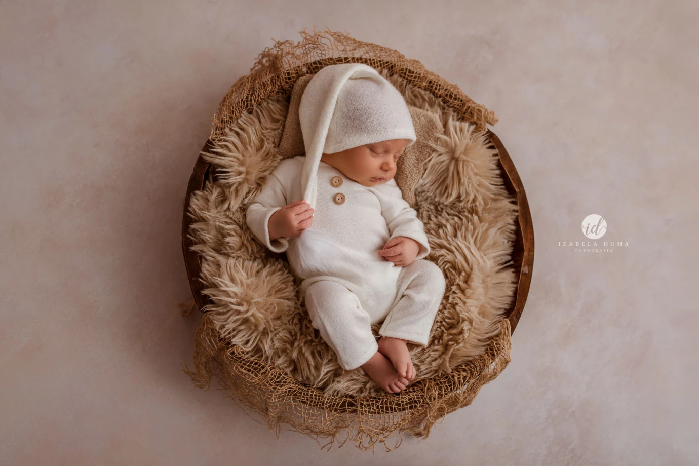 fotograf piotrkow-trybunalski izabela-duma portfolio zdjecia noworodkow sesje noworodkowe niemowlę