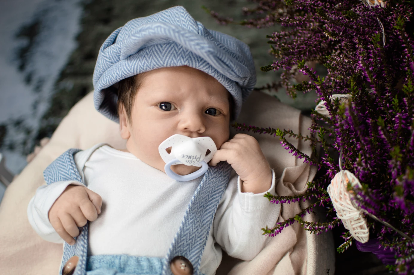 zdjęcia  fotograf justyna-stapinska-walczak portfolio zdjecia noworodkow sesje noworodkowe niemowlę