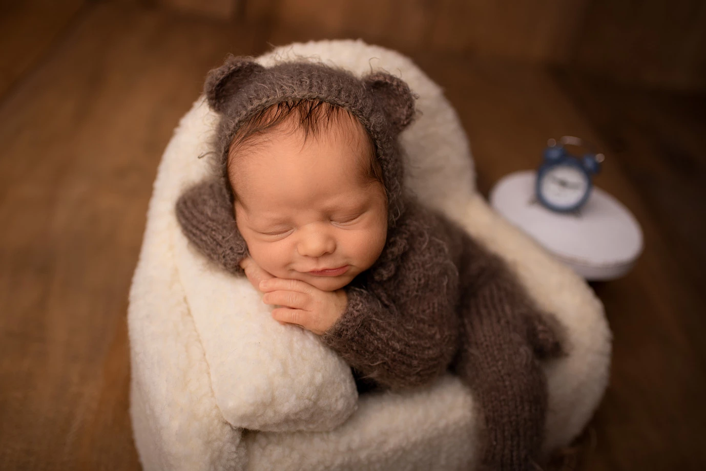 zdjęcia olkusz fotograf karola-chmielewska-fotografia portfolio zdjecia noworodkow sesje noworodkowe niemowlę