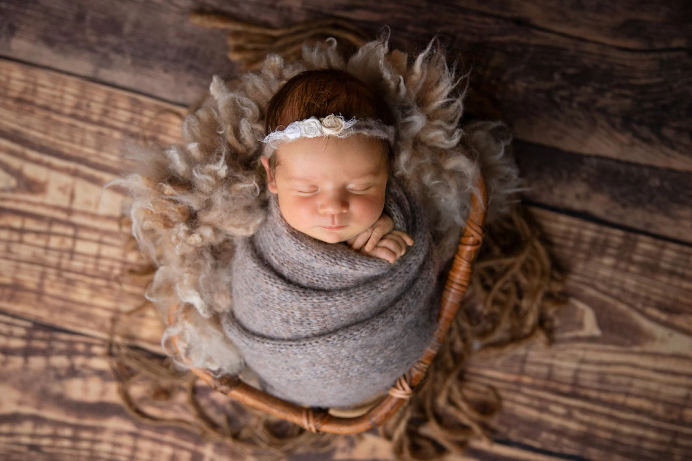 fotograf bielsko-biala karolina-pastuszak-photography portfolio zdjecia noworodkow sesje noworodkowe niemowlę