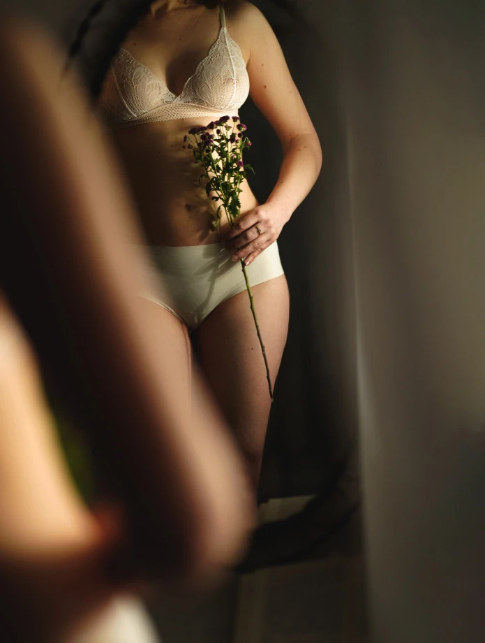 zdjęcia brzesko fotograf nb-studio-iwona-latka-witek portfolio sesja kobieca sensualna boudair sexy