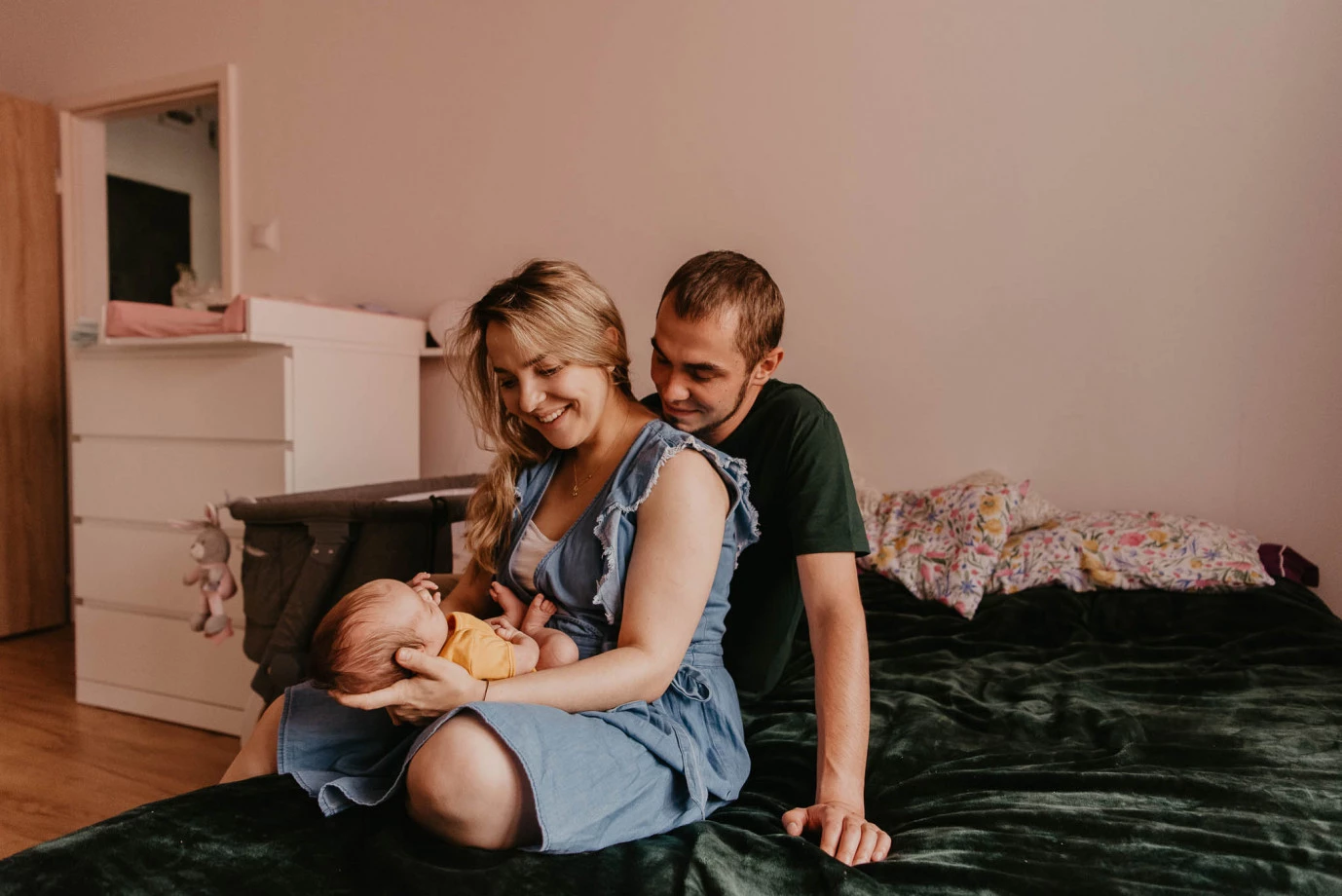 fotograf zamosc ola-kiecana-fotografia portfolio zdjecia noworodkow sesje noworodkowe niemowlę