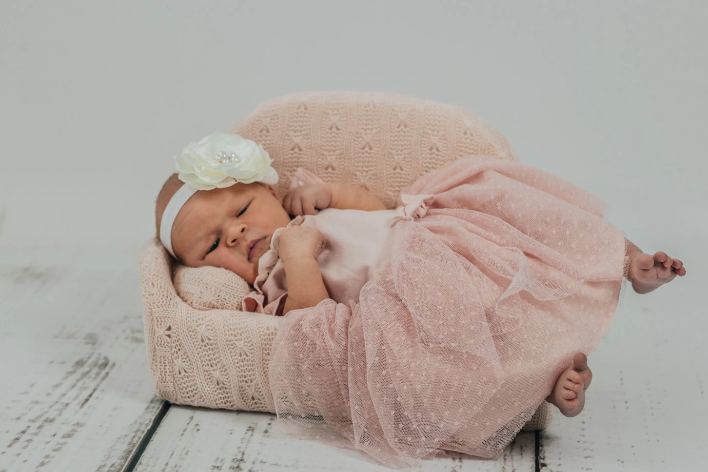 zdjęcia gdansk fotograf rodzinnestudio portfolio zdjecia noworodkow sesje noworodkowe niemowlę