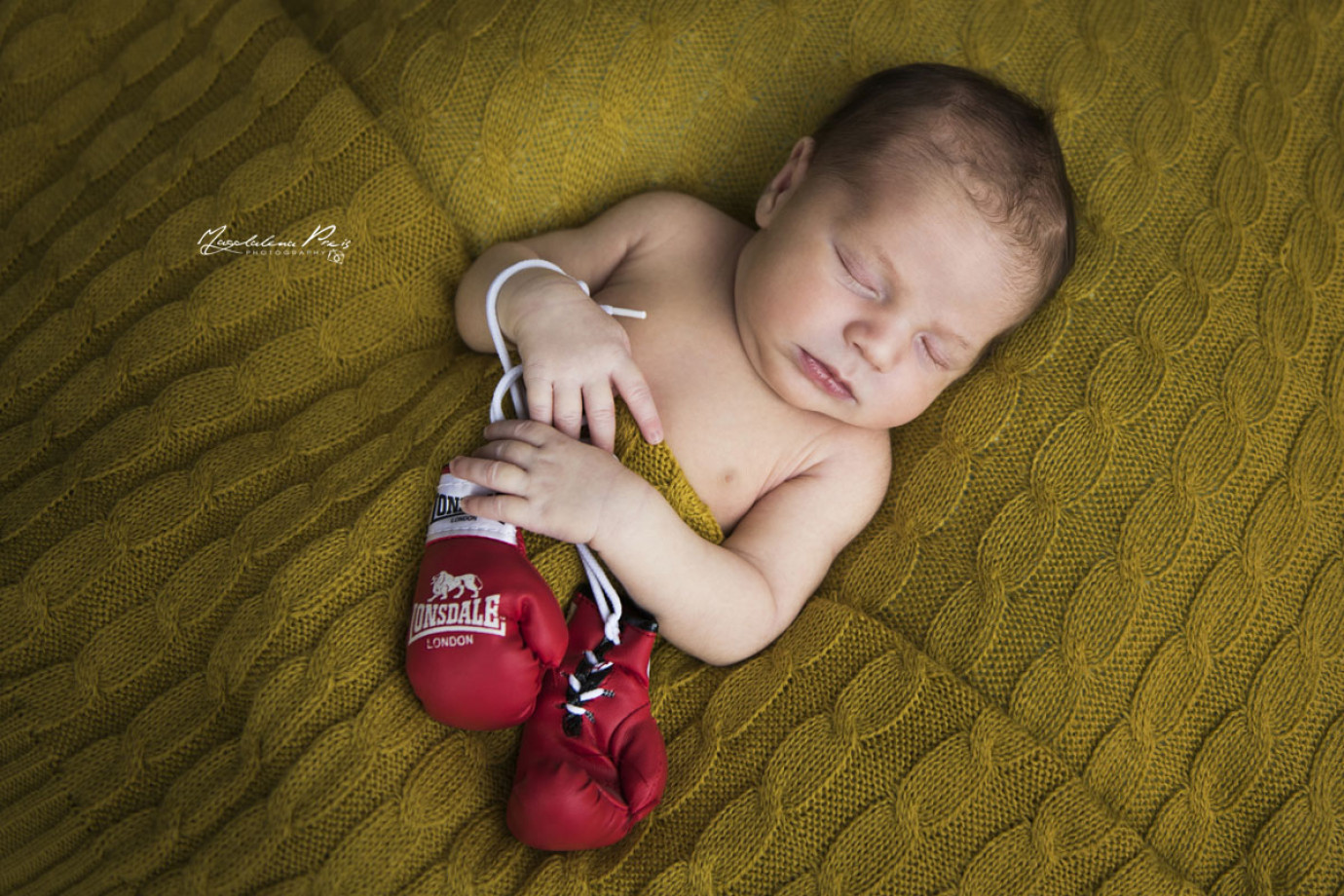 zdjęcia torun fotograf studio-fotografii-artystycznej portfolio zdjecia noworodkow sesje noworodkowe niemowlę