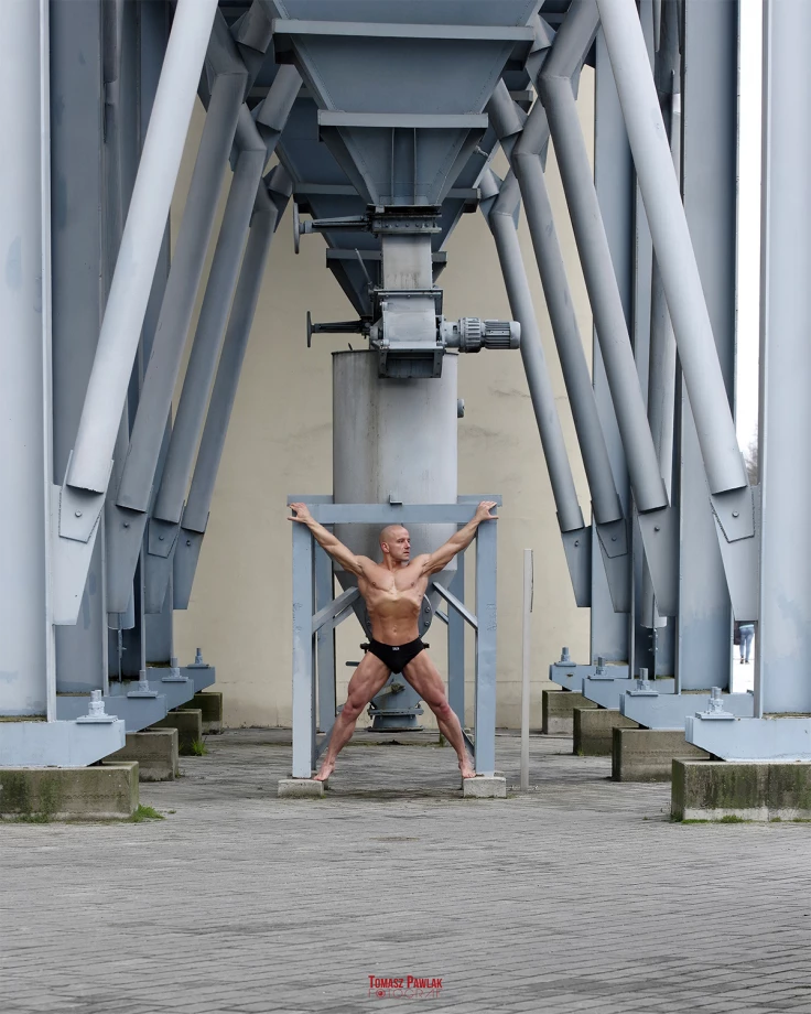 zdjęcia lodz fotograf tomasz-pawlak portfolio zdjecia fitness silownia fit