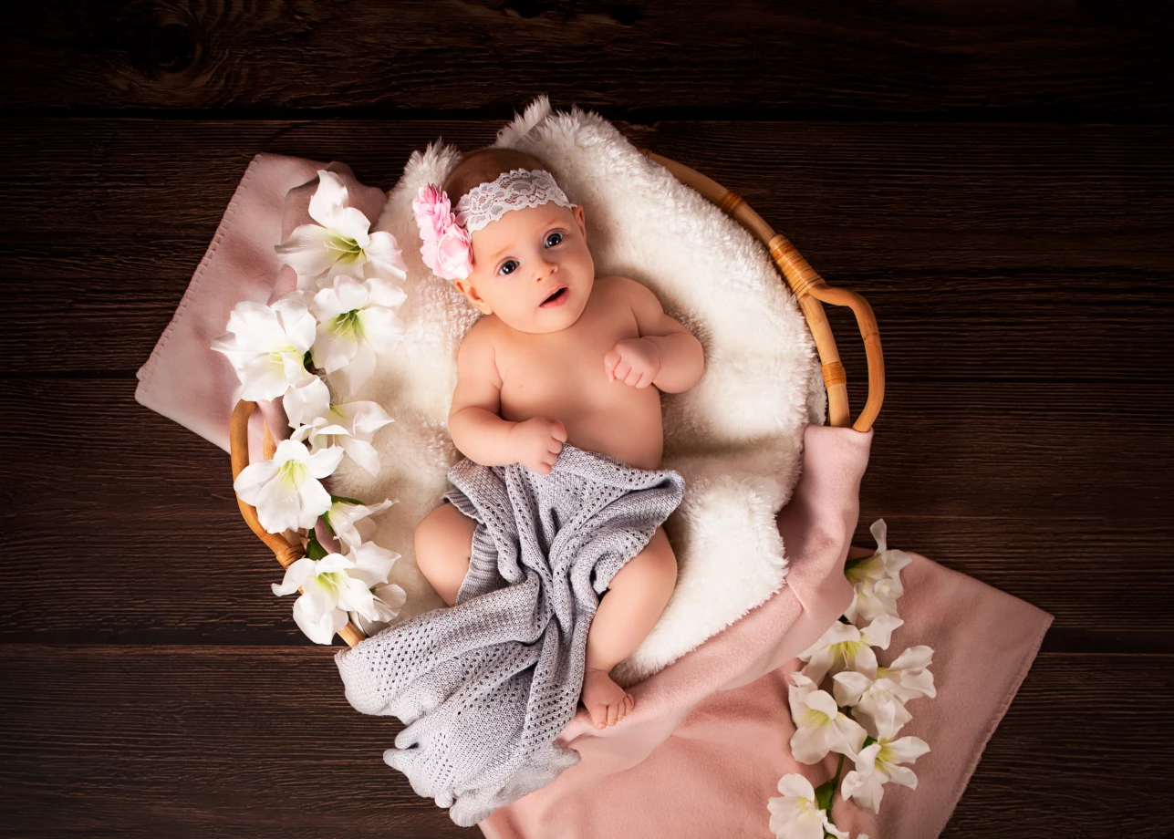 fotograf czeladz inlla-fotografia-elzbieta-wiktorska portfolio zdjecia noworodkow sesje noworodkowe niemowlę