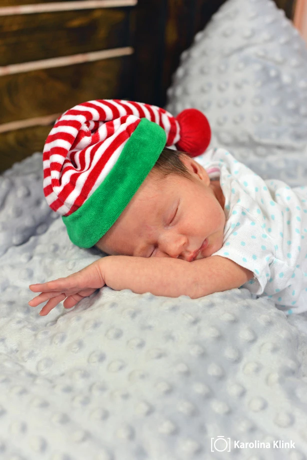 fotograf krakow karolina-klink portfolio zdjecia noworodkow sesje noworodkowe niemowlę