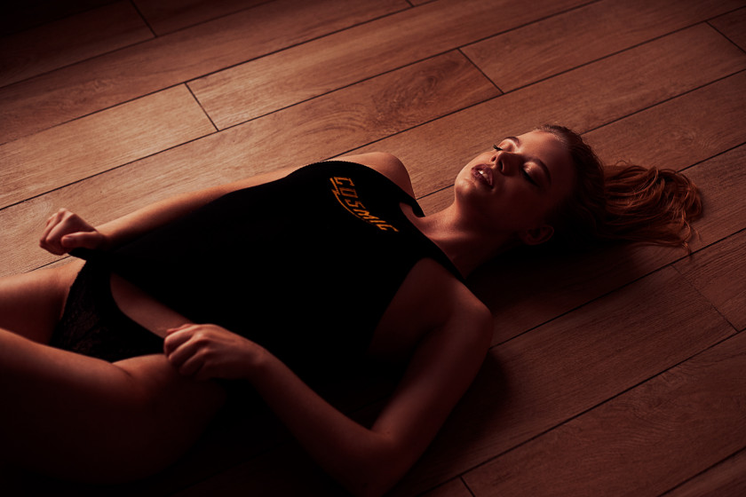 michal-laskowski czym-rozni-sie-sesja-sensualna-od-sesji-aktowej-moje-podejscie-i-definicje blog fotografa