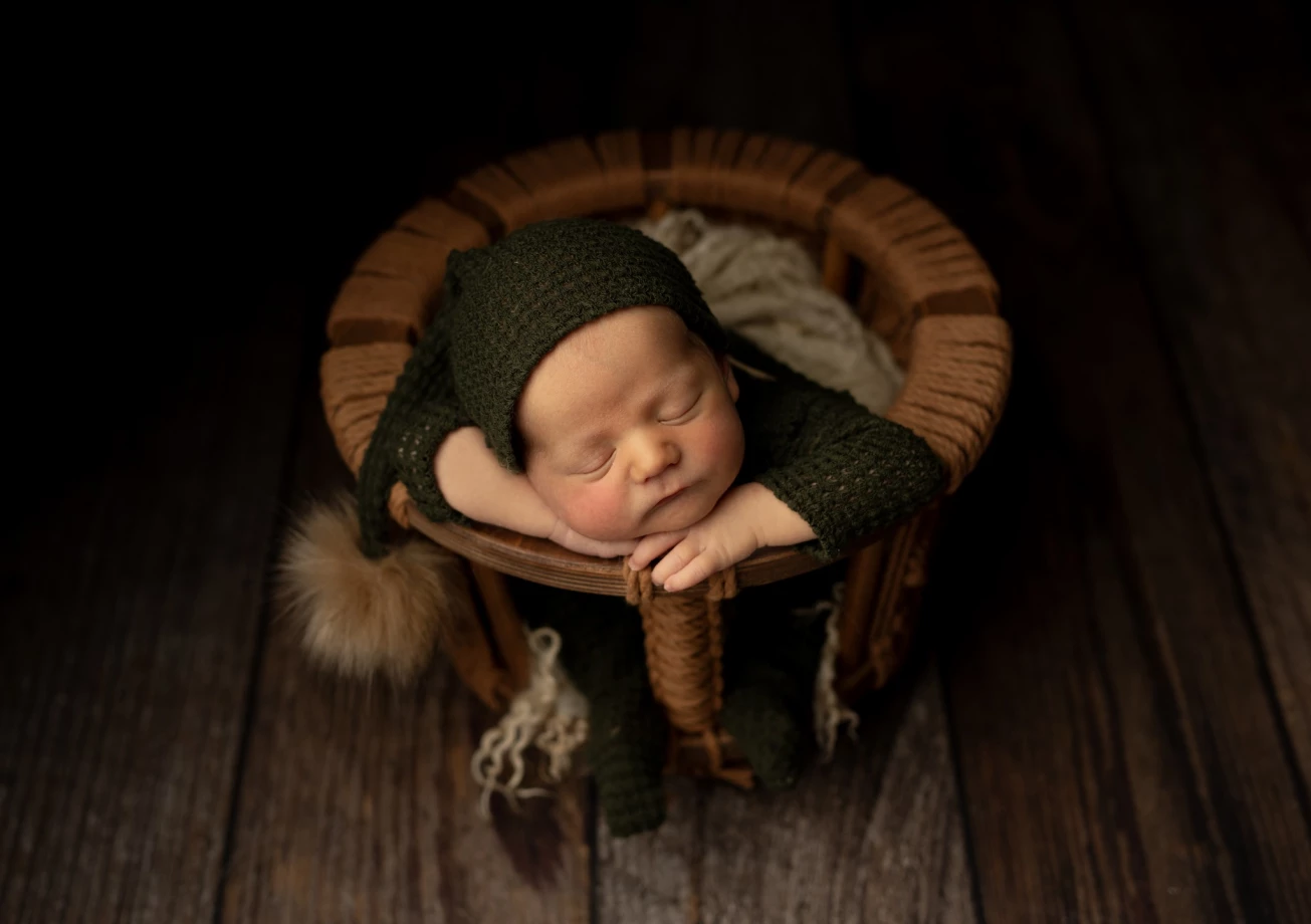 zdjęcia szczecin fotograf adrianna-wisniewska-fotografia portfolio zdjecia noworodkow sesje noworodkowe niemowlę