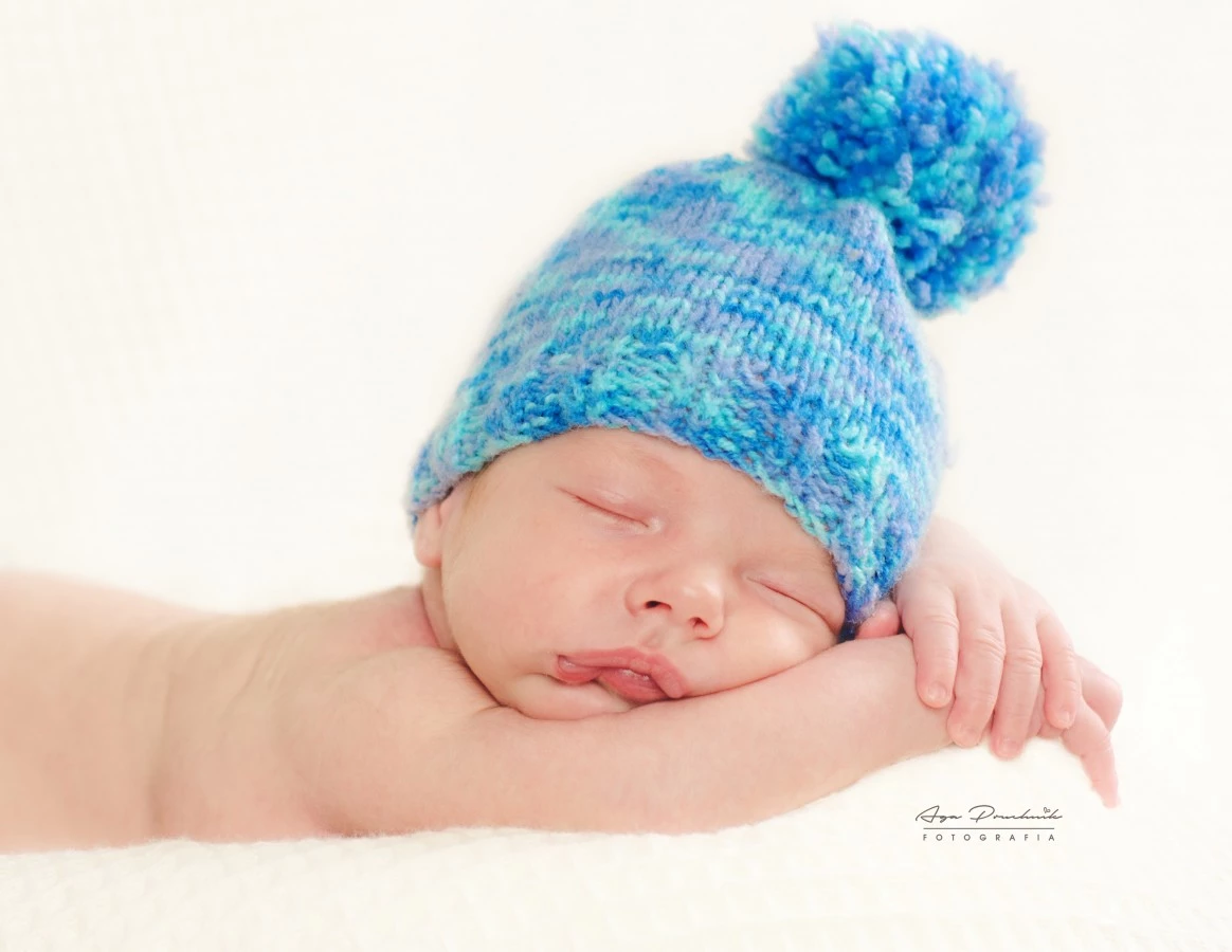 fotograf warszawa aga-pruchnik portfolio zdjecia noworodkow sesje noworodkowe niemowlę