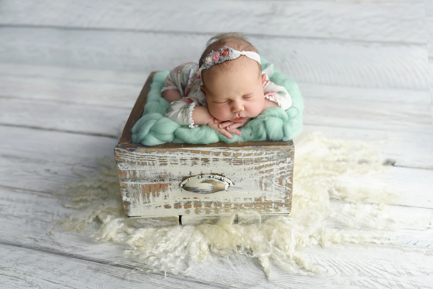 zdjęcia  fotograf agata-mielcarek portfolio zdjecia noworodkow sesje noworodkowe niemowlę
