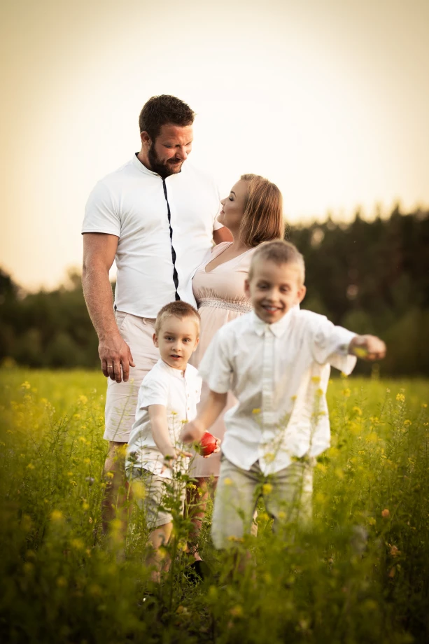 fotograf torun agata-wisniewska portfolio zdjecia rodzinne fotografia rodzinna sesja