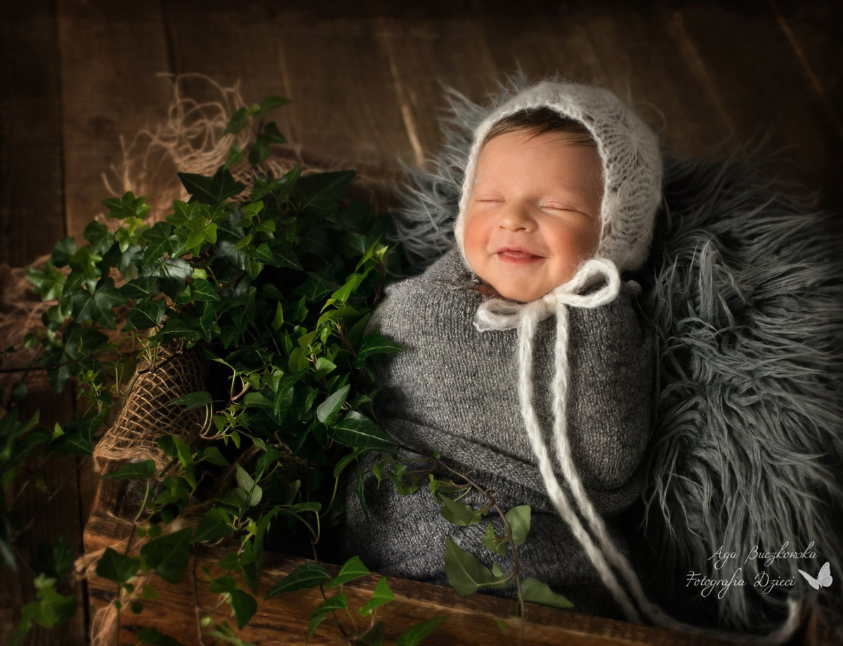 fotograf gdansk agnieszka-buczkowska portfolio zdjecia noworodkow sesje noworodkowe niemowlę