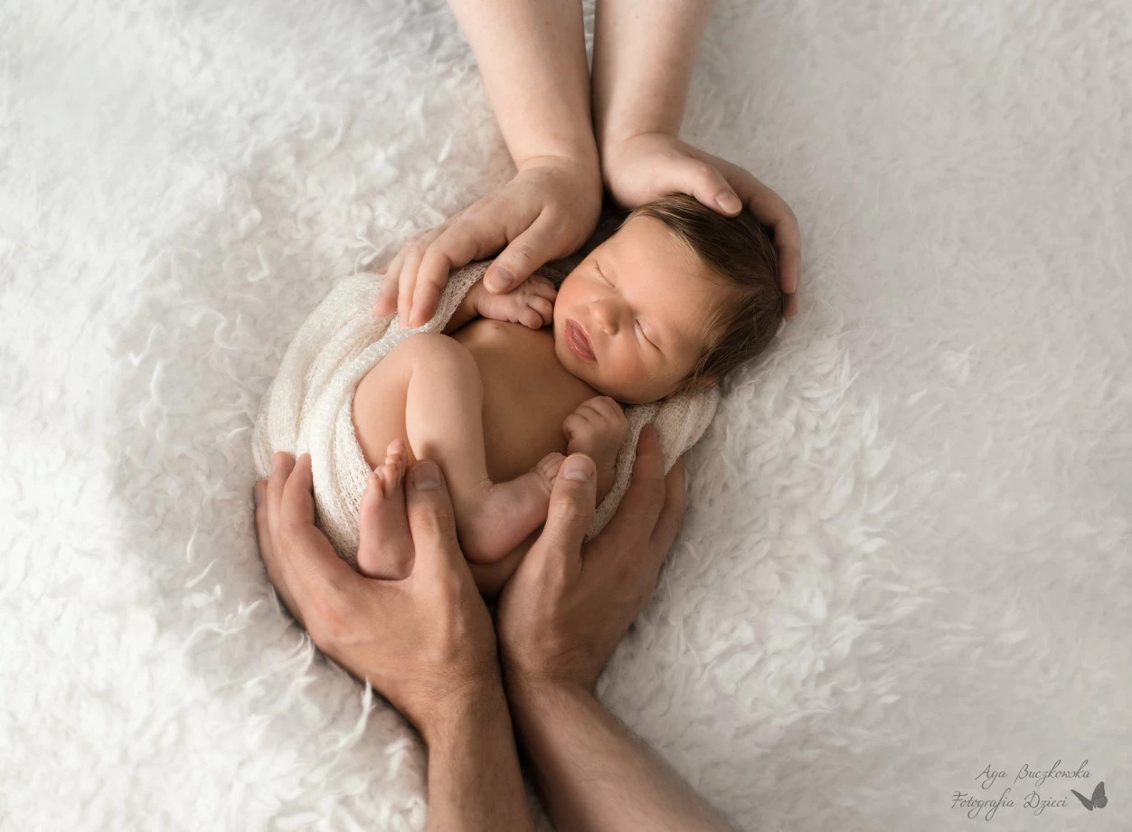 fotograf gdansk agnieszka-buczkowska portfolio zdjecia zdjecia noworodkow sesje noworodkowe niemowlę
