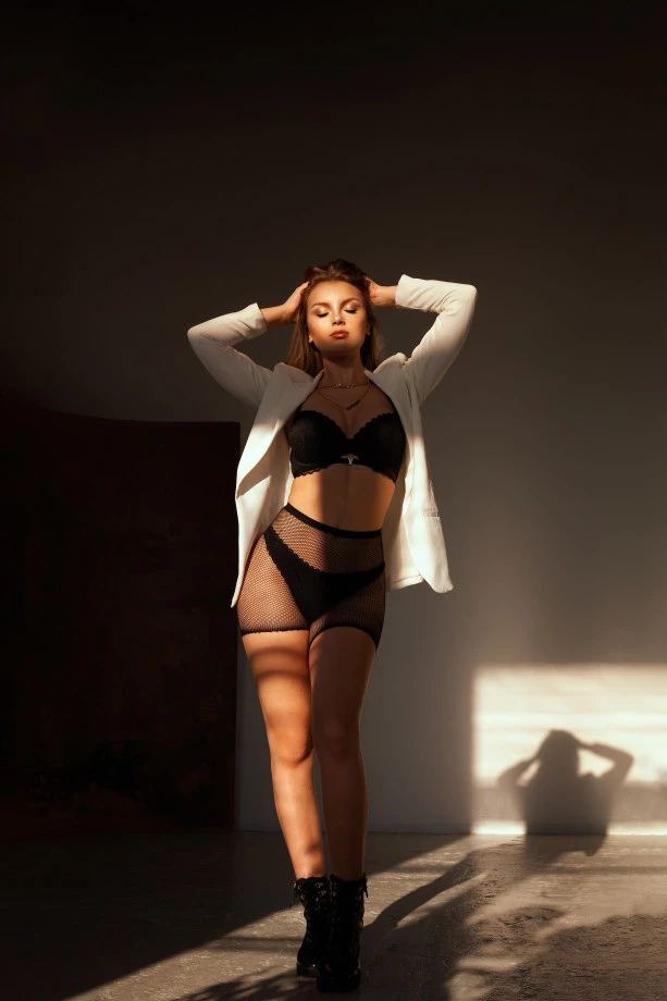 fotograf zukowo angelina-sztangierska-torlop portfolio zdjecia lingerie bielizna sesja