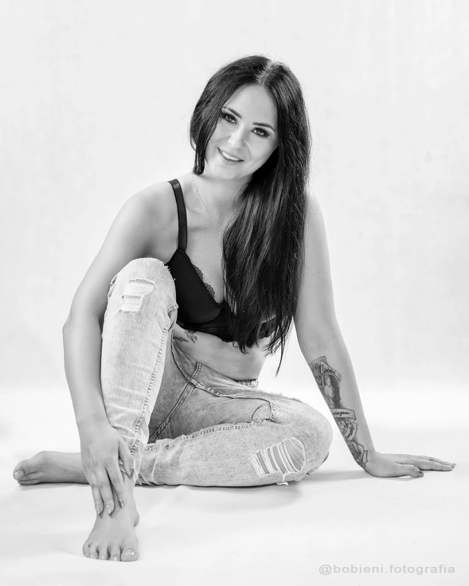 zdjecia gizycko fotograf bobieni-fotografia portfolio portret fotografia-studyjna sesja-kobiety