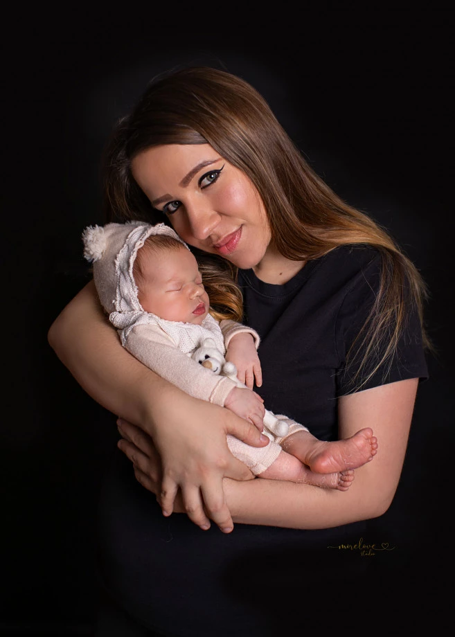 zdjęcia aleksandrow-kujawski fotograf bozena-szymczak portfolio zdjecia noworodkow sesje noworodkowe niemowlę
