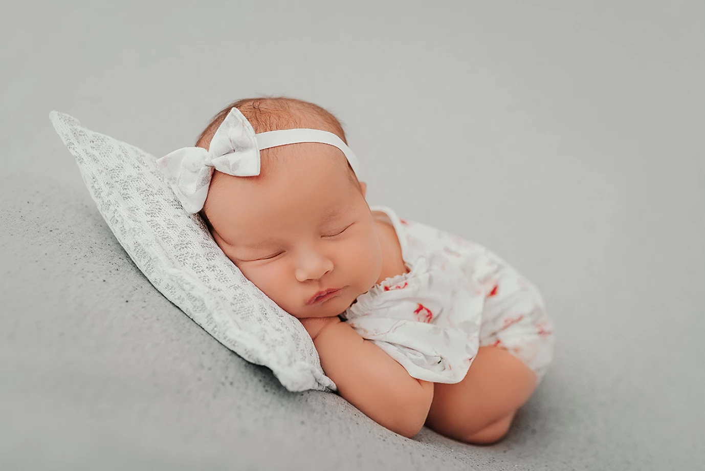 fotograf gdansk cyfrowelove portfolio zdjecia noworodkow sesje noworodkowe niemowlę