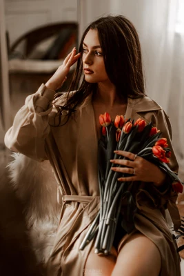 zdjecia  fotograf foto-opuss portfolio sesja-kobieca kobieta-i-kwiaty