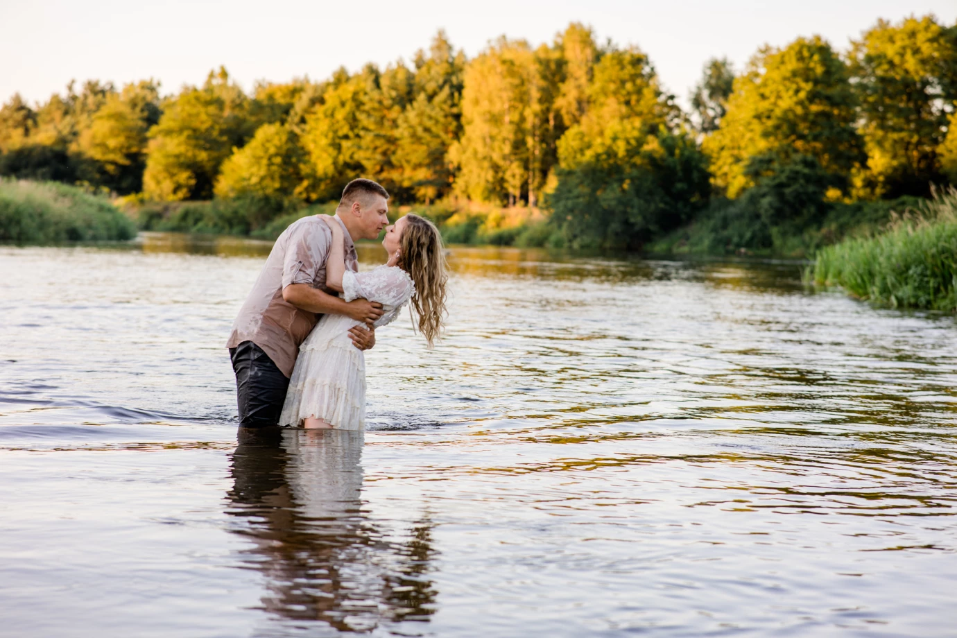 zdjęcia  fotograf fotografrawa-subtelnie-ala-milczarek portfolio zdjecia slubne inspiracje wesele plener slubny sesja slubna