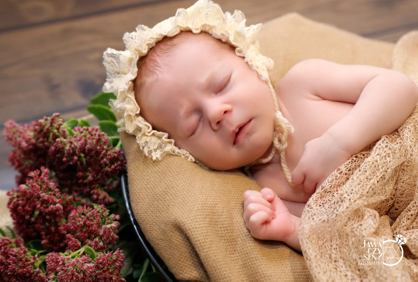 fotograf siedlce jawa-czy-sen-photography portfolio zdjecia noworodkow sesje noworodkowe niemowlę