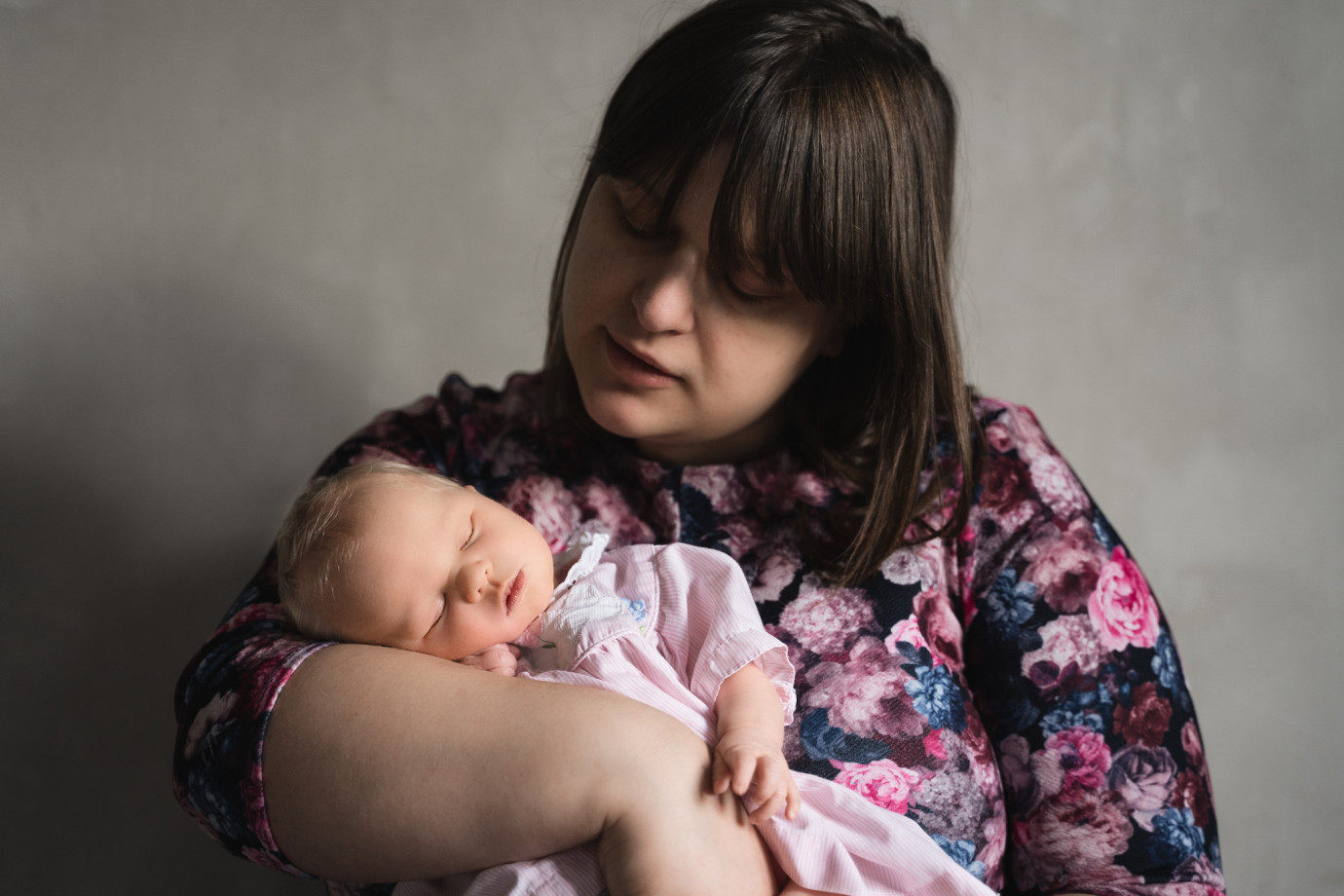 fotograf krakow joanna-dudek-fotografia portfolio zdjecia noworodkow sesje noworodkowe niemowlę