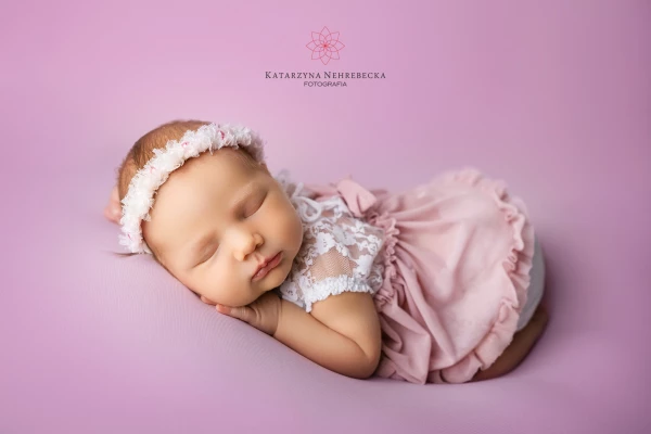 zdjecia  fotograf katarzyna-nehrebecka-fotografia portfolio fotografia-noworodkowa