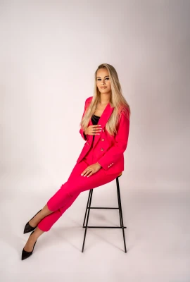 zdjecia  fotograf kinga-koziel portfolio fotografia-studyjna sesje-biznesowe-wizerunkowe sesja-wizerunkowa kobieca-sesja-wizerunkowa