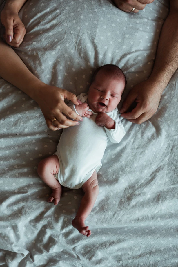 fotograf dzialdowo klaudia-zembrzuska portfolio zdjecia noworodkow sesje noworodkowe niemowlę