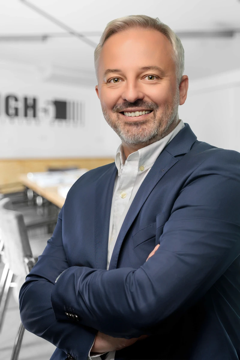 zdjecia warszawa fotograf kuba-jerzowski portfolio sesje-biznesowe-wizerunkowe