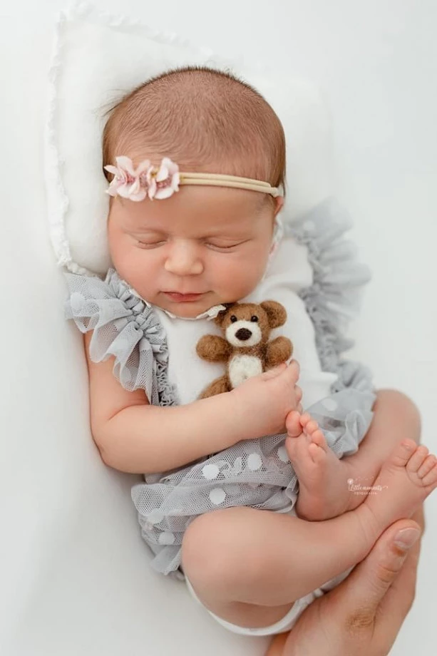 zdjęcia gliwice fotograf littlemoments-fotografia portfolio zdjecia noworodkow sesje noworodkowe niemowlę
