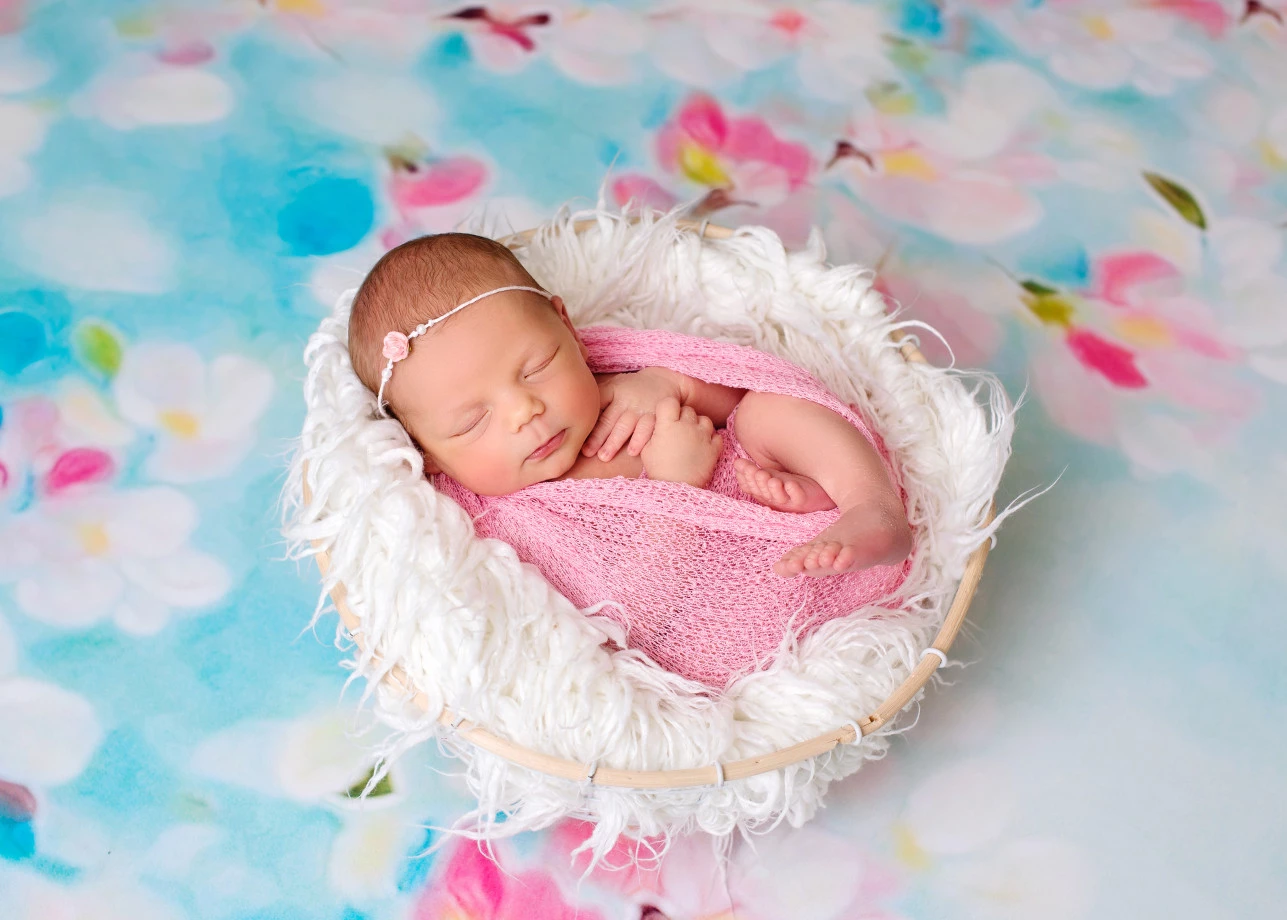 fotograf tarnow lovely-studio-anna-kasprzyk portfolio zdjecia noworodkow sesje noworodkowe niemowlę