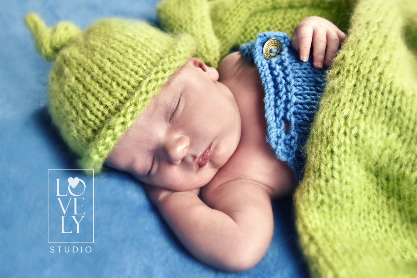 fotograf lodz lovely-studio portfolio zdjecia noworodkow sesje noworodkowe niemowlę