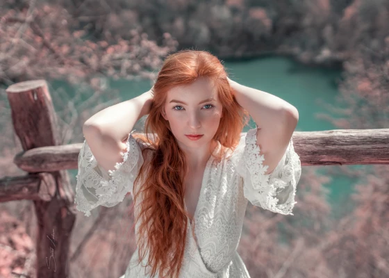 zdjecia  fotograf lukasz-solek portfolio portret wiosenne-sesje-zdjeciowe roslina czlowiek dlon fotografia-z-lampa-blyskowa twarz