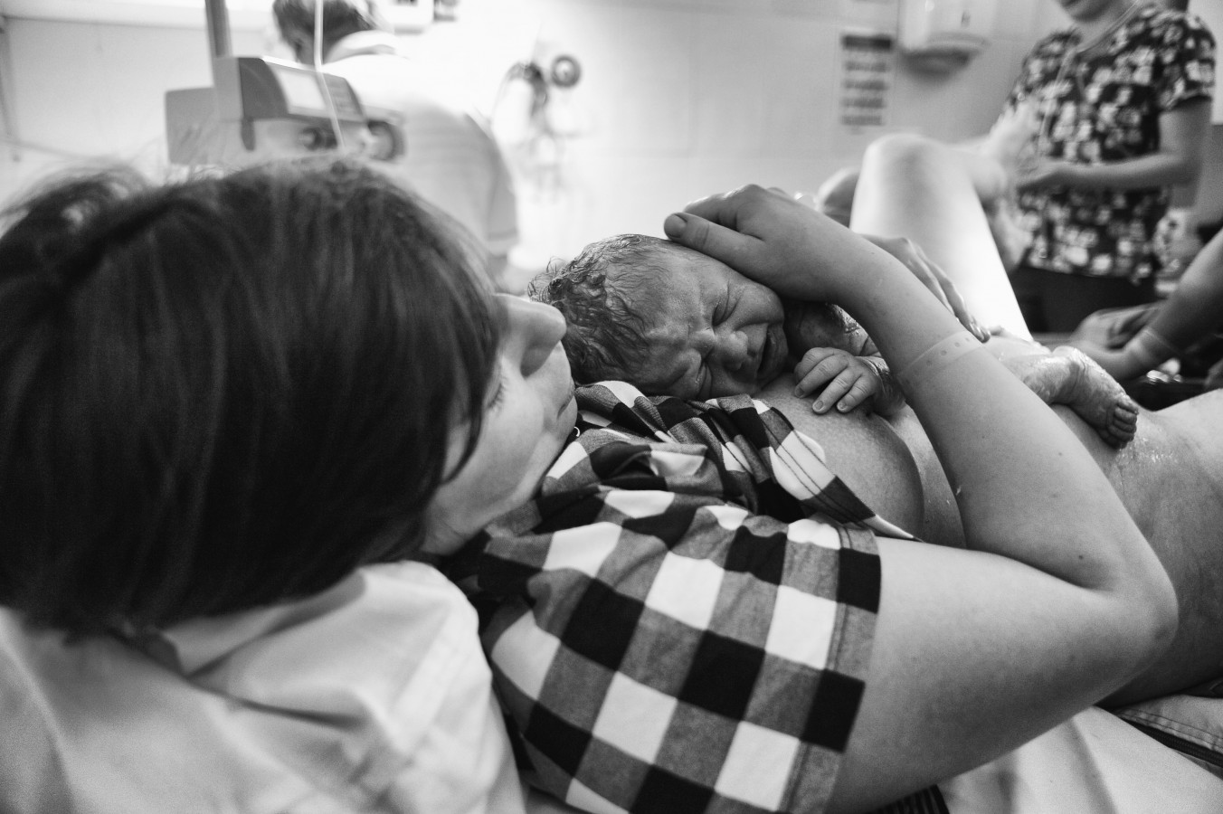 fotograf warszawa maciej-gillert-fotografia portfolio zdjecia noworodkow sesje noworodkowe niemowlę