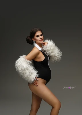 zdjecia  fotograf magic-photo-warszawscy portfolio glamour sesje-ciazowe fotografia-studyjna sesja-ciazowa-glamour