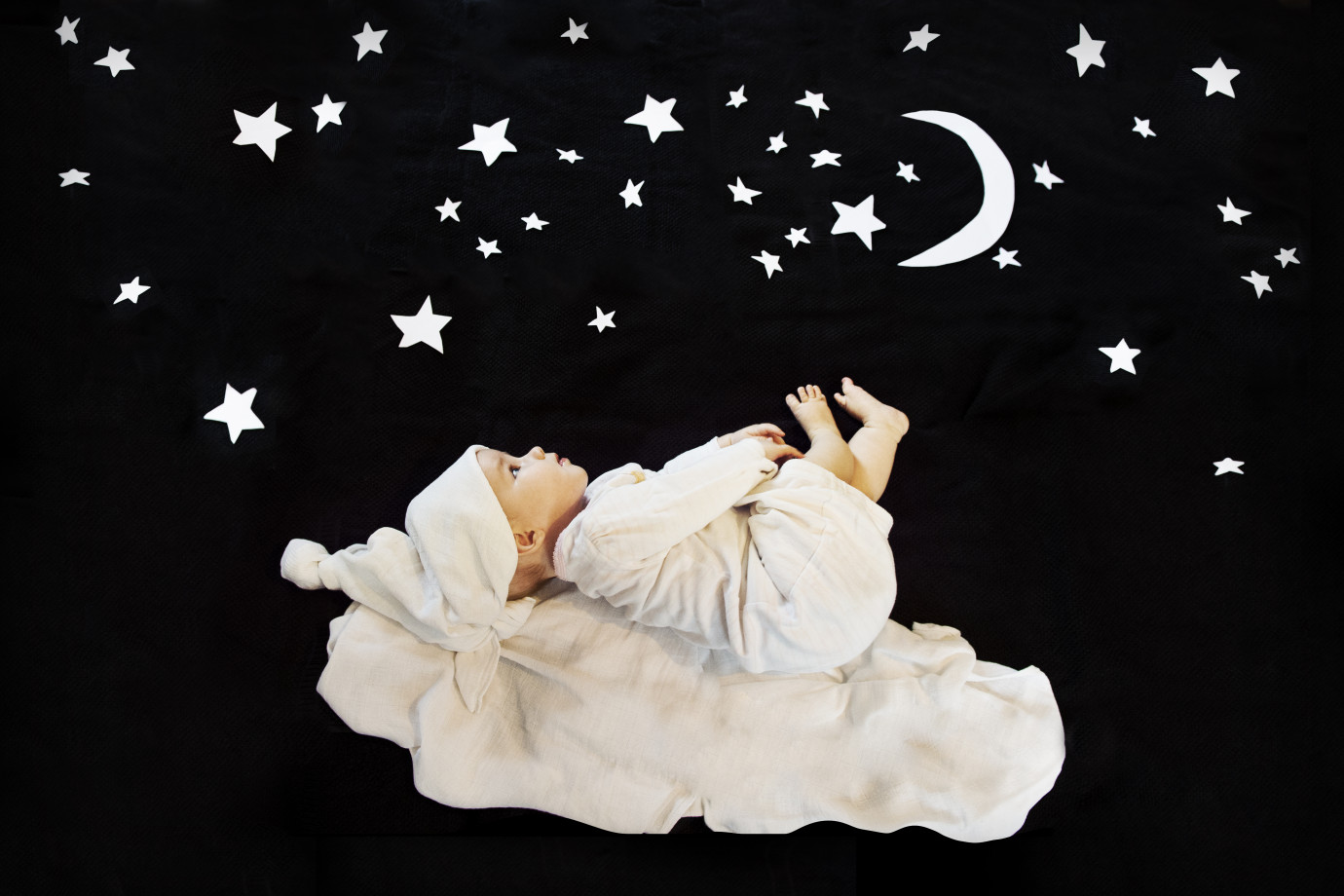 fotograf krakow magineo portfolio zdjecia noworodkow sesje noworodkowe niemowlę