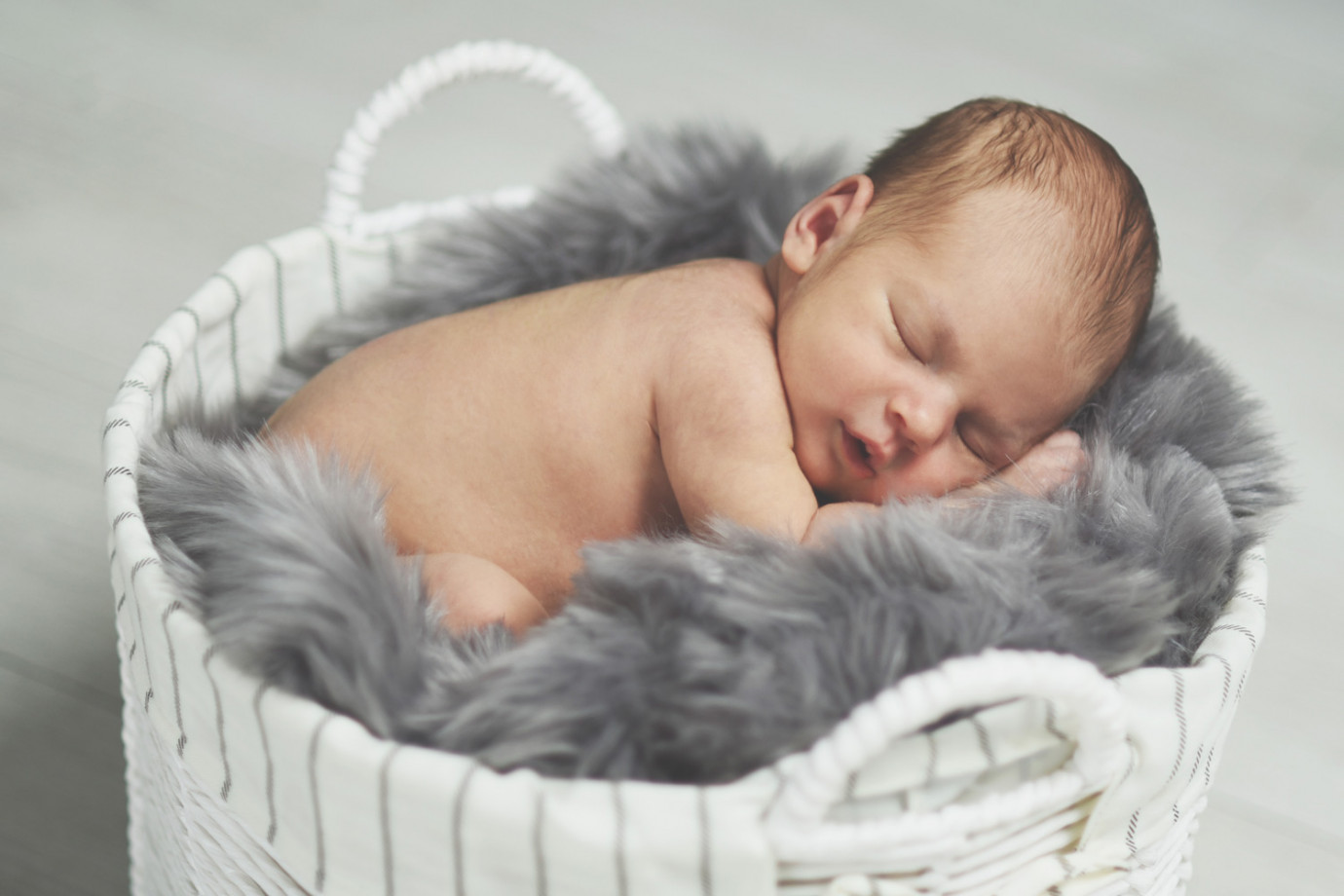 zdjęcia krakow fotograf magineo portfolio zdjecia noworodkow sesje noworodkowe niemowlę