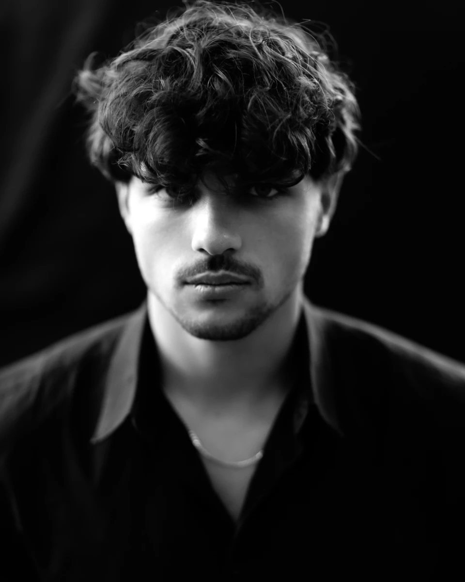 zdjęcia krakow fotograf mariusz-wroblewski portfolio sesja-portale-randkowe-tinder-sympatia-badoo