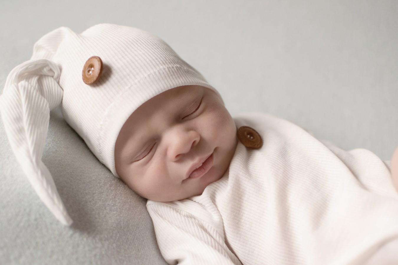 fotograf gdansk monika-kosecka-photography portfolio zdjecia noworodkow sesje noworodkowe niemowlę