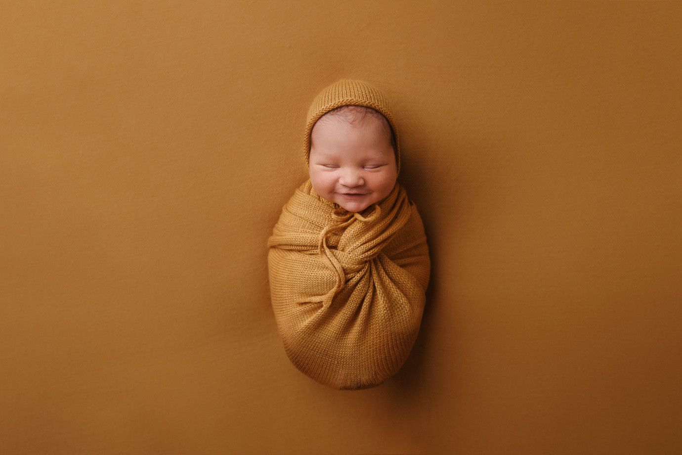 fotograf krakow monika-nowakowska portfolio zdjecia noworodkow sesje noworodkowe niemowlę