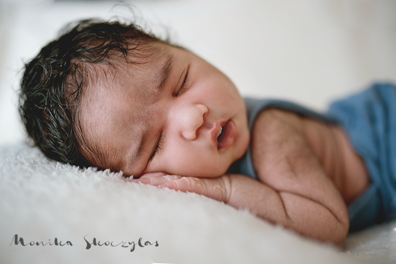 zdjęcia wroclaw fotograf monika-skoczylas portfolio zdjecia noworodkow sesje noworodkowe niemowlę