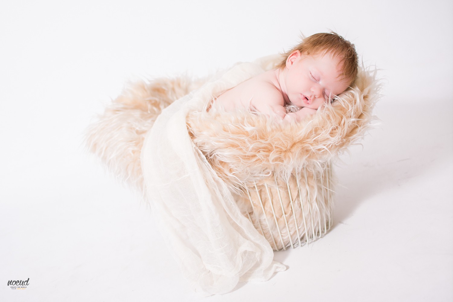 zdjęcia bedzin fotograf noeud-ania-kotula-fotografia portfolio zdjecia noworodkow sesje noworodkowe niemowlę