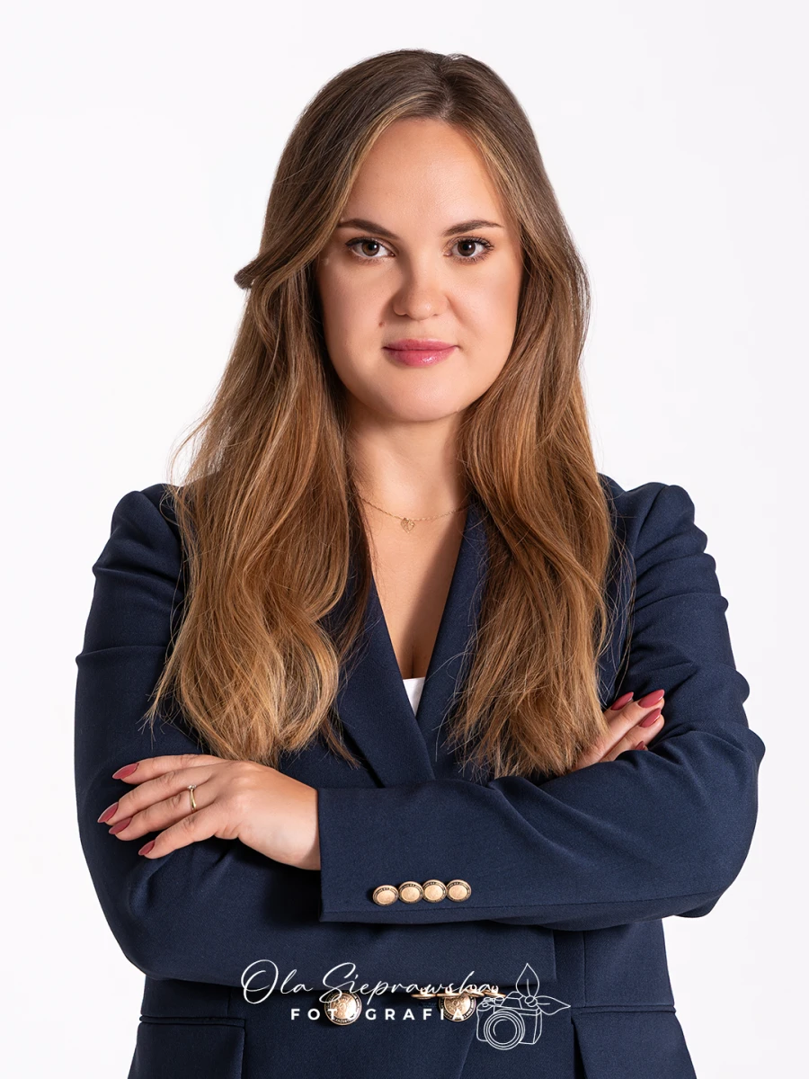 zdjęcia szczecin fotograf ola-sieprawska portfolio sesje-biznesowe-wizerunkowe sesje-biznesowe sesja-wizerunkowa sesja-biznesowa portret-biznesowy biznesowa-sesja-zdjeciowa studyjna-sesja-biznesowa sesje-wizerunkowe sesja-biznesowa-w-studio
