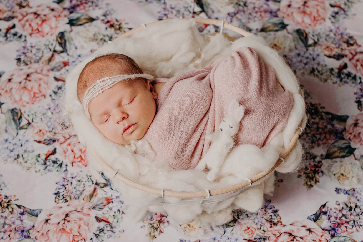 fotograf czestochowa patrycja-kuziorowicz portfolio zdjecia noworodkow sesje noworodkowe niemowlę