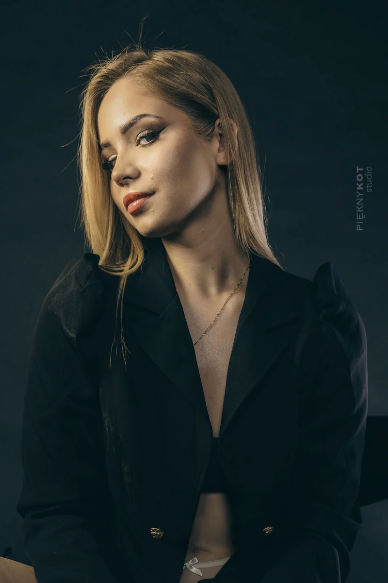 zdjęcia wroclaw fotograf piekny-kot-studio-alicja-kopiec portfolio sesja-wizerunkowa