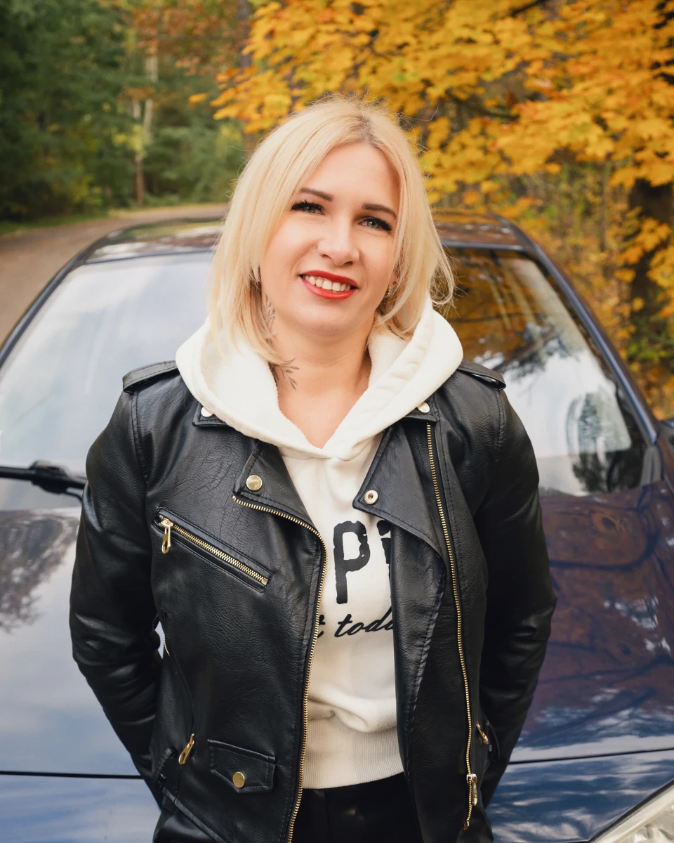 zdjęcia mlawa fotograf spychak-viktor portfolio sesja-zdjeciowa-dla-anny-w-jesiennym-lesie